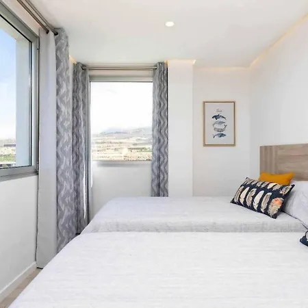 Ocean Garden Penthouse 1002 阿德耶
